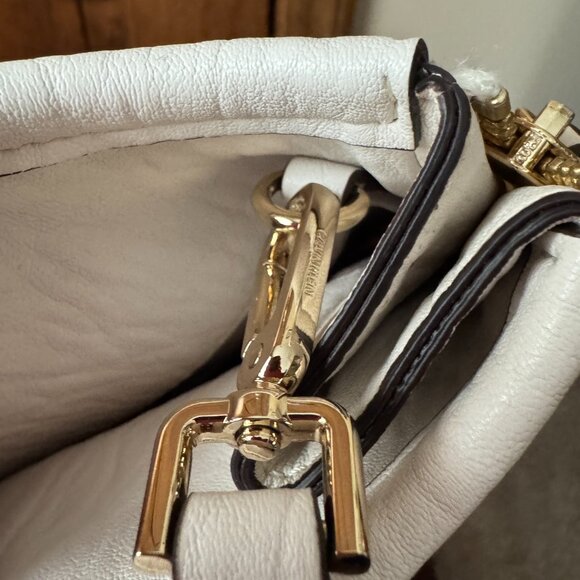 Calvin Klein White Gabrianna Expandable Tote w/Hidden Crossbody Strap - Picture 8 of 16